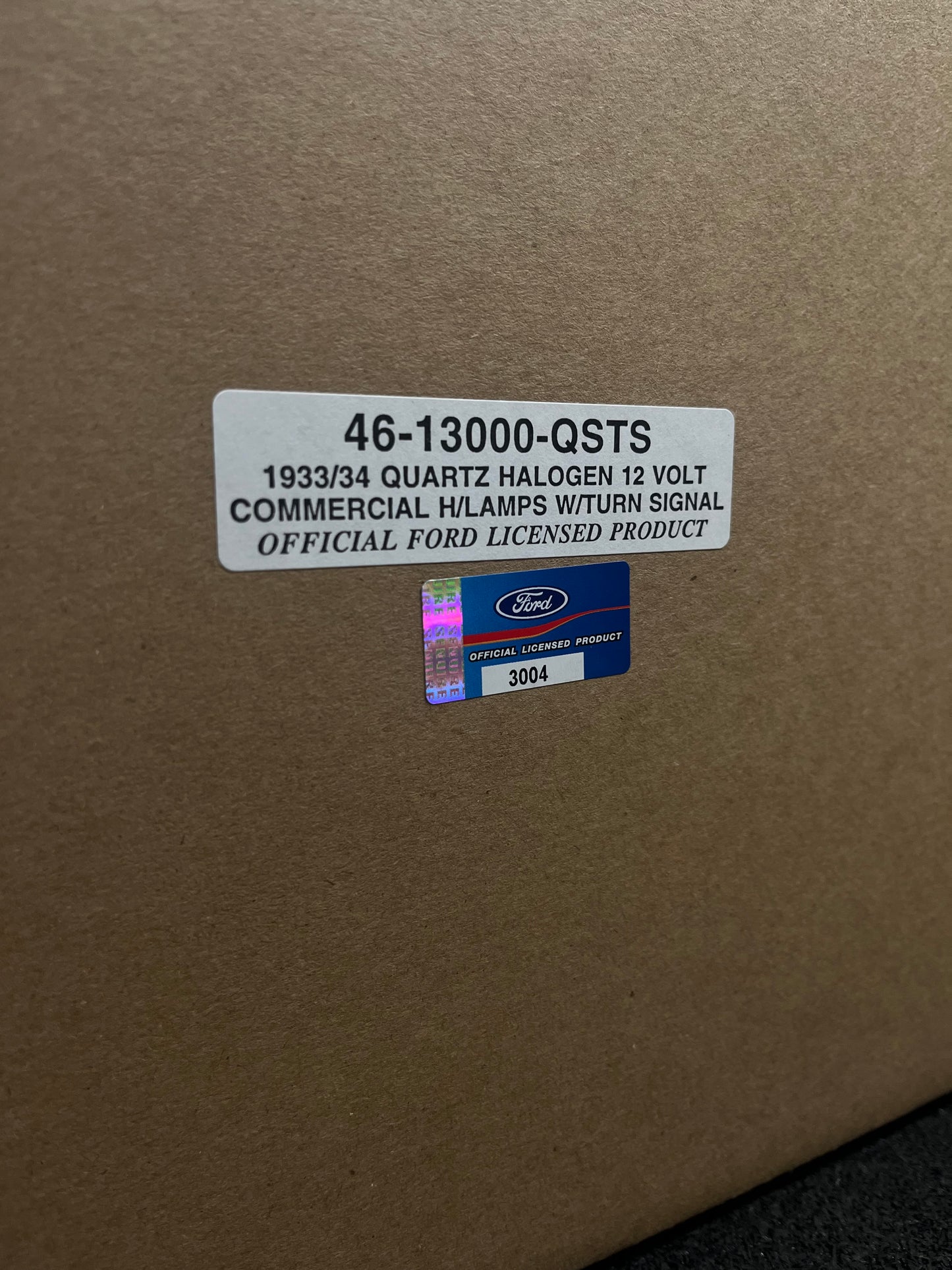 1933/1934 VINTIQUE FORD COMMERCIAL HALOGEN HEADLIGHTS WITH TURN SIGNALS